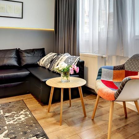 Apartamenty Oltaszynska Wroclaw Exterior photo